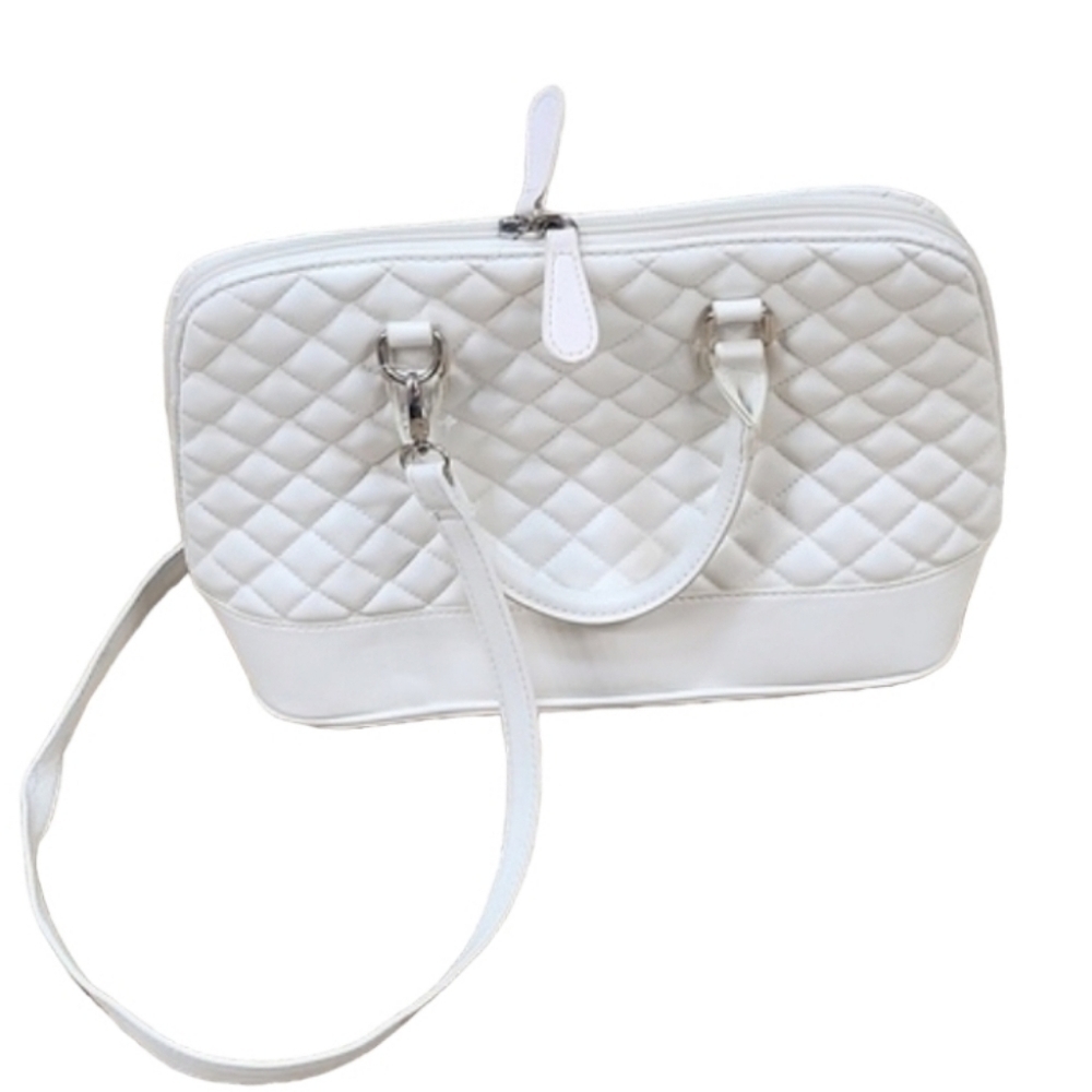 BUENO White Quilted Crossbody Shoulder Bag